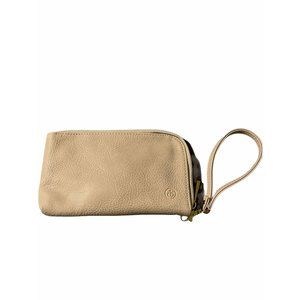 Chic Bud Leather Charging Wristlet Zip Light tan